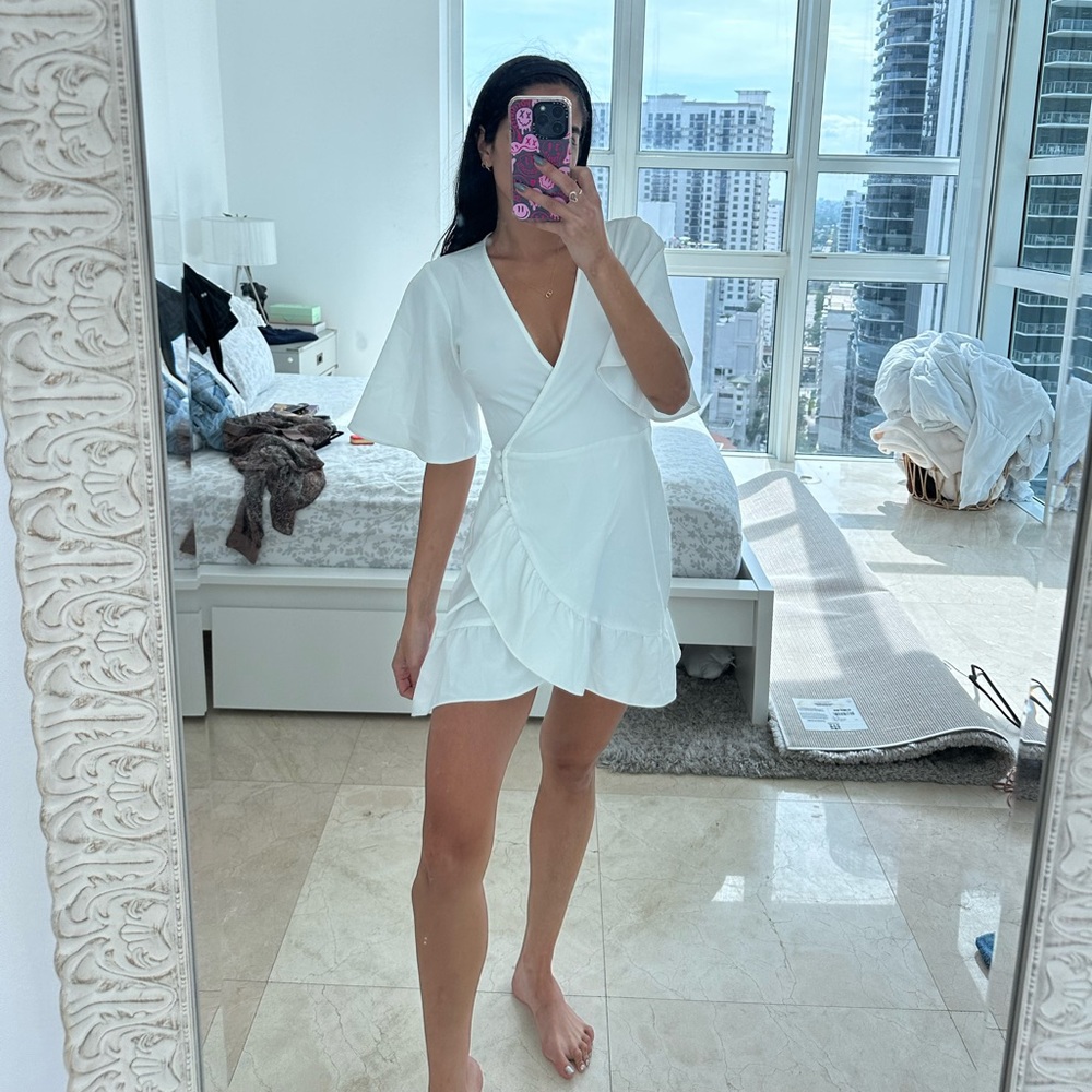TopShop Beach to Brunch Wrap Dress - Picture 2 of 6